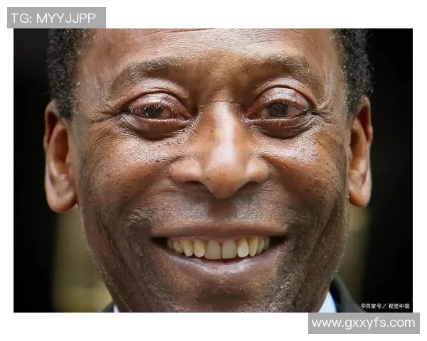 现如今世界足坛巨星风采与他们在赛场内外的影响力解析