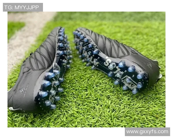 球星穿假足球鞋挑战真伪辨识 网友热议鞋款真假对比视频