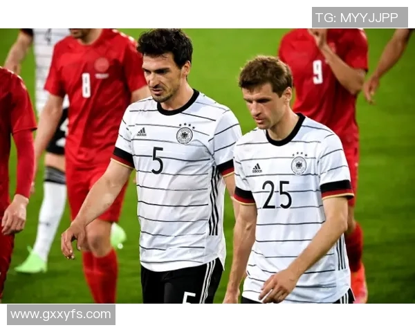 通过动作细节识别足球天才哈弗茨揭示其场上独特风采与技术魅力